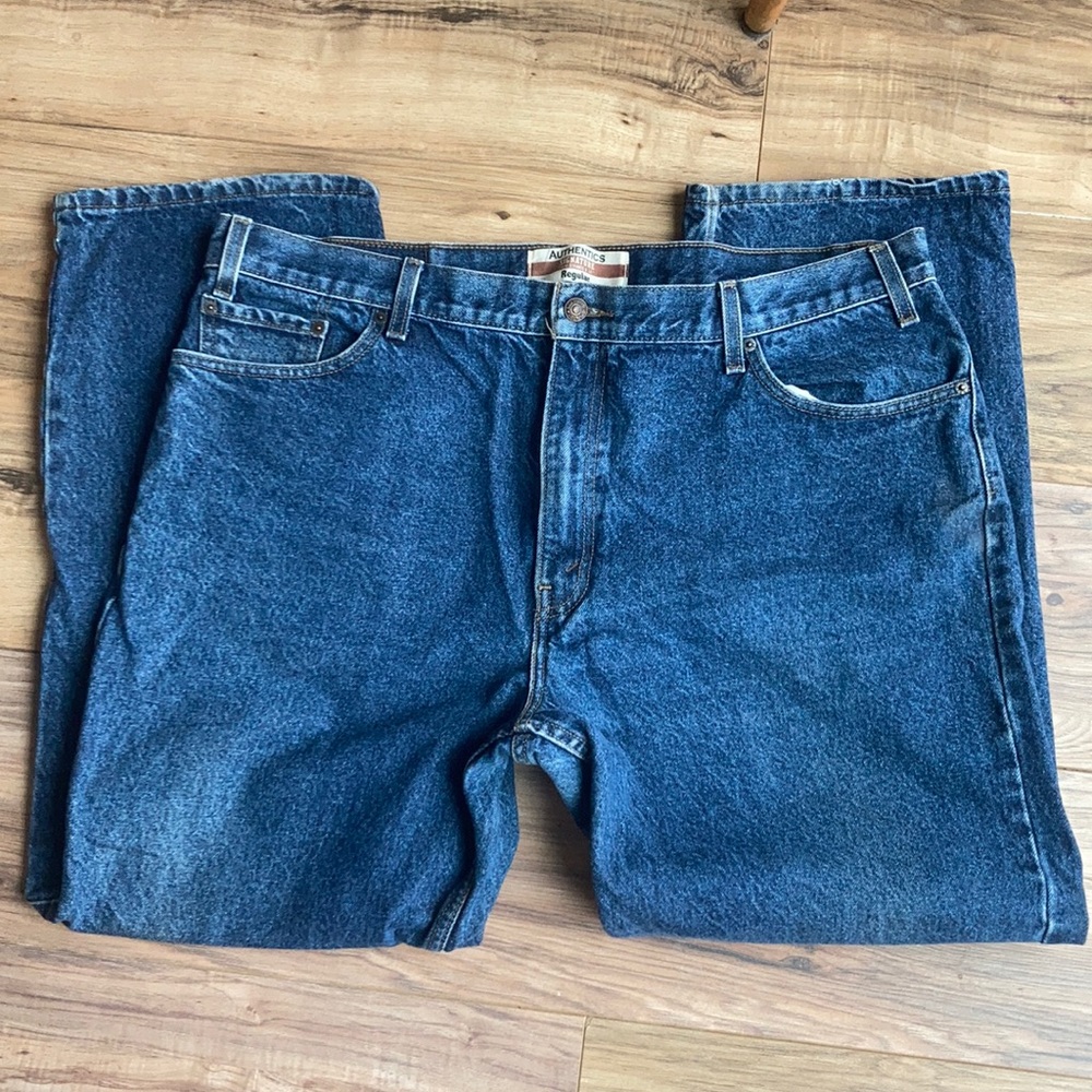 Levi Authentics Signature 42x30 Regular